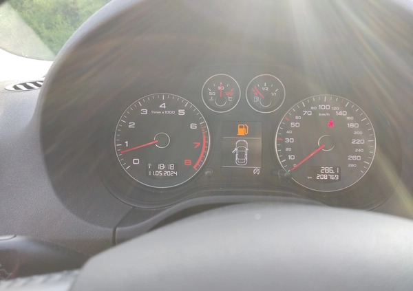 Audi A3 cena 24999 przebieg: 208000, rok produkcji 2010 z Konin małe 352